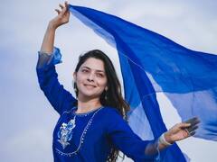 Sonalee Kulkarni: सोनालीच्या लूकनं वेधलं लक्ष; फोटोवर खिळल्या चाहत्यांच्या नजरा