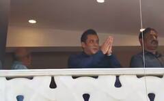 Eid 2023 : ਈਦ 'ਤੇ ਖਾਸ ਅੰਦਾਜ਼ 'ਚ ਫ਼ੈਨਜ ਨੂੰ ਵਧਾਈ ਦੇਣ ਪਹੁੰਚੇ ਸਲਮਾਨ, ਹਰ ਪਾਸੇ ਗੂੰਜਿਆ ਭਾਈਜਾਨ ਦਾ ਸ਼ੋਰ