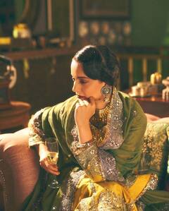 Kangana Ranaut Pics: नहीं देखा होगा कंगना रनौत का ऐसा अवतार, ईद के मौके पर चर्चा में आया एक्ट्रेस का शाही अंदाज