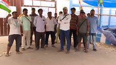 কর্মচারীকে সাসপেন্ডে গেট আটকে বিক্ষোভ, কলকাতা লেদার কমপ্লেক্সে অব্যাহত অচলাবস্থা