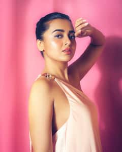 Tejasswi Prakash Raises Temperature In Shades Of Pink