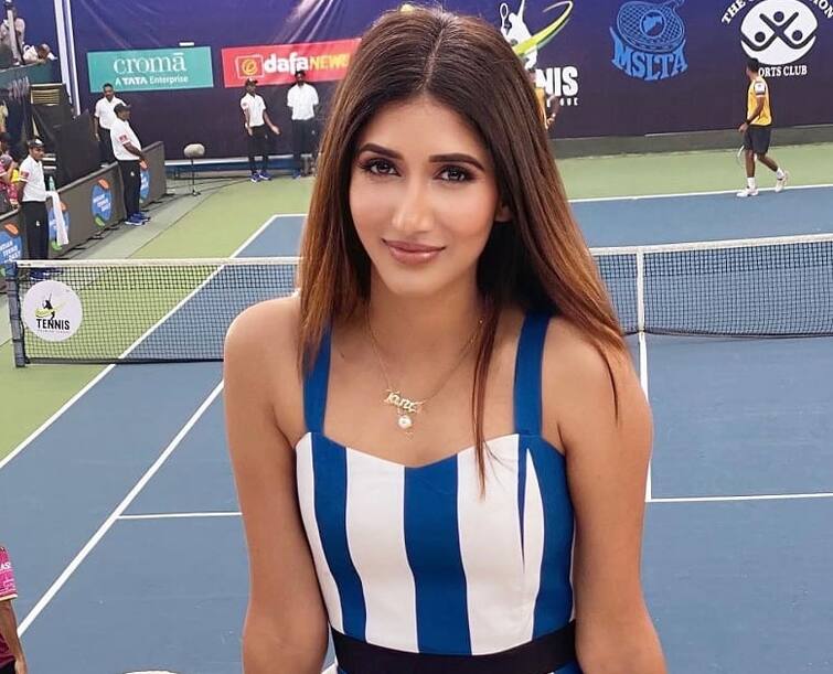 Mystery Girl : Who Is IPL Team Gujarat Titans Mystery Girl? Mystery Girl : આ છે IPLમાં ગુજરાતની ટીમની બ્યુટીફુલ 'મિસ્ટ્રી ગર્લ', થઈ જશો ફિદા