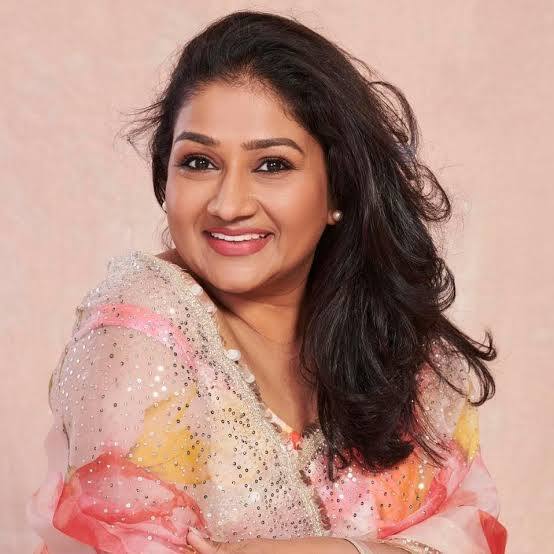 Dolly Jain Charges 35k To 2 Lakh Rupees For Saree Draping And Takes 18 Seconds To Drape A Saree