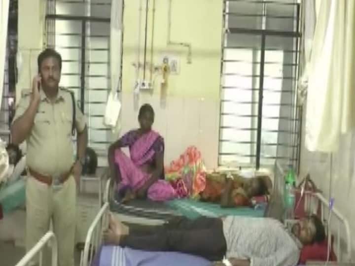 Karnataka Election 2023: जेडीएस कार्यकर्ताओं ने बीजेपी समर्थकों पर चाकुओं से किया हमला, झड़प में कई घायल Karnataka Assembly Elections 2023 JDS workers attacked BJP supporters with knives many injured in clash Karnataka Election 2023: जेडीएस कार्यकर्ताओं ने बीजेपी समर्थकों पर चाकुओं से किया हमला, झड़प में कई घायल