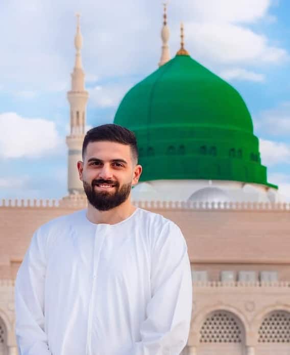 ईद मुबारक! यहां करिए नमाज अदा, ये हैं दुनिया की 10 सबसे खूबसूरत मस्जिदें