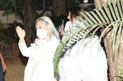 'बहुत हो गया...' फिर पैपराज़ी पर भड़कती नज़र आईं Jaya Bachchan, फोटोज क्लिक करने पर जाहिर की नाराज़गी