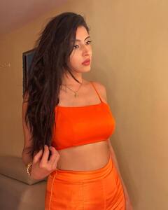 Anupamaa: અનુજ-અનપમાની પ્રોપર્ટી ઝડપી લેનાર 'બરખા' રિયલ લાઇફમાં છે કરોડો રૂપિયાની માલિક