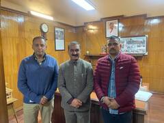 सीएम सुक्खू से मिला AAP प्रत्याशी, पार्टी बदलने का बनाया मन, पर वापस नहीं लिया नामांकन