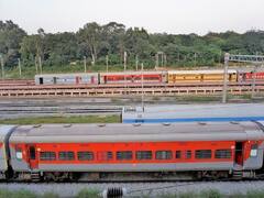 Indian Railway: भारत का सबसे लंबा रेल मार्ग, रास्ते में आते हैं 9 राज्यों के 59 स्टेशन, देखें तस्वीरें