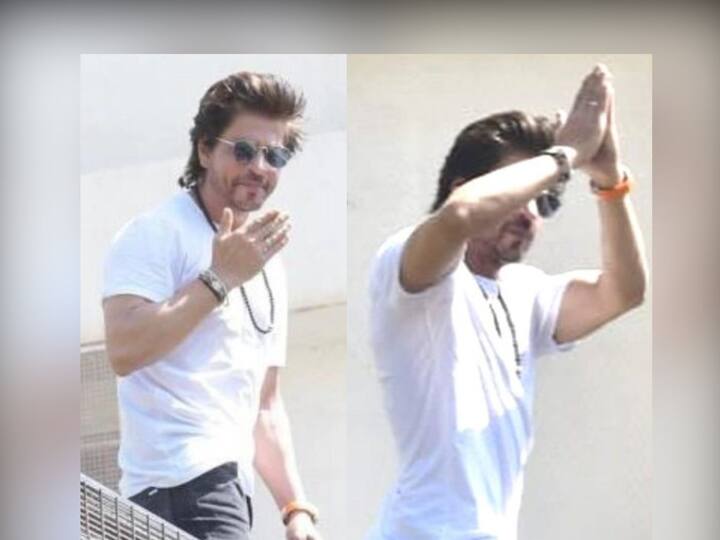 शाहरुखची एक झलक पाहण्यासाठी चाहते, त्याच्या घराबाहेर त्याचे चाहते गर्दी करत असतात.