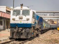 Indian Railway: ਭਾਰਤ ਦਾ ਸਭ ਤੋਂ ਲੰਬਾ ਰੇਲ ਮਾਰਗ, ਰਾਹ 'ਚ ਆਉਂਦੇ 9 ਸੂਬਿਆਂ ਦੇ 59 ਰੇਲਵੇ ਸਟੇਸ਼ਨ, ਵੇਖੋ ਤਸਵੀਰਾਂ...