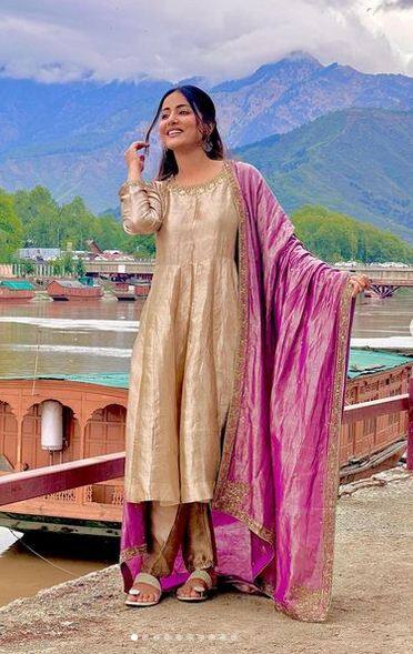 ਹਿਨਾ ਖਾਨ ਨੇ ਕਸ਼ਮੀਰ ਦੇ ਖੂਬਸੂਰਤ ਮੈਦਾਨਾਂ 'ਚ ਮਨਾਈ ਈਦ