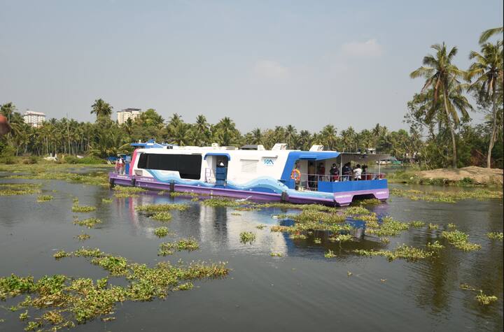 Water Metro: पंतप्रधान नरेंद्र मोदी 25 एप्रिलला केरळमध्ये देशातल्या पहिल्या पाण्यातील मेट्रोचे उद्घाटन करतील.