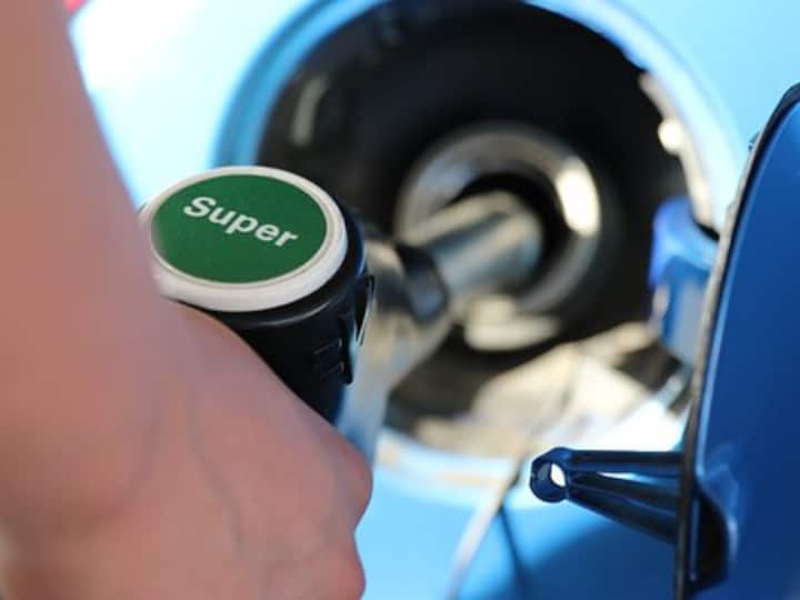 Fuel Additives advantages or disadvantages know about its correct uses here Fuel Additives: आप भी अपनी गाड़ियों में फ्यूल एडिटिव का प्रयोग करते हैं, तो इसके फायदे और नुकसान भी जान लीजिये