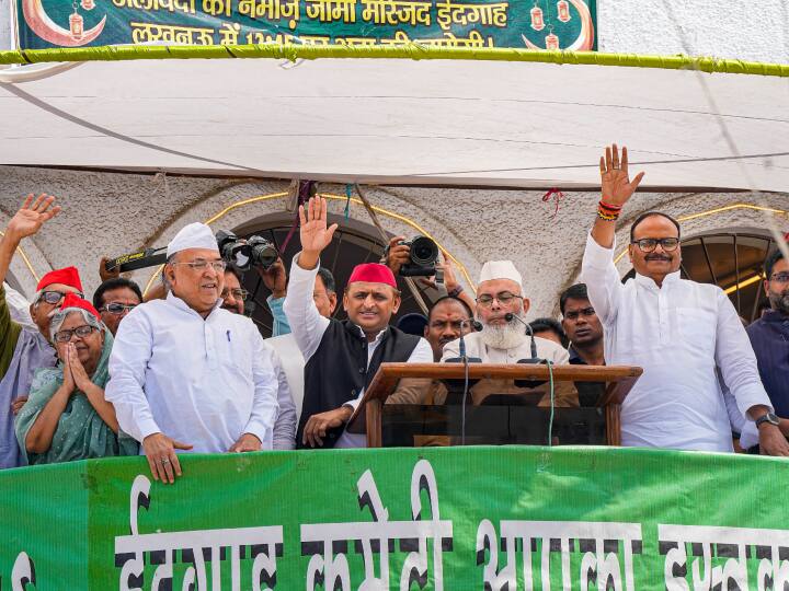 मुख्यमंत्री योगी आदित्यनाथ ने ईद-उल-फितर अवसर पर प्रदेशवासियों को हार्दिक बधाई एवं शुभकामनाएं दी हैं.