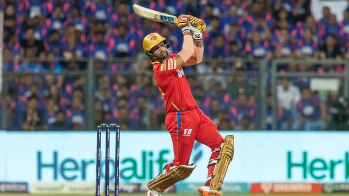 শেষে জীতেশ শর্মার ২৫ রানের সুবাদে পাঞ্জাব ২০ ওভারে আট উইকেটে ২১৪ রান তোলে।