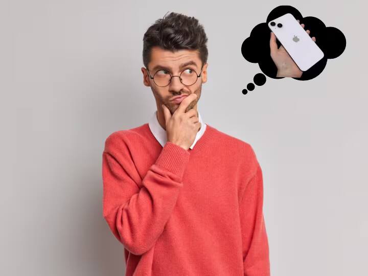 थांबा! iPhone 14 अॅपलच्या स्टोअरमधून विकत घेताय? 'या' ऑनलाईन प्लॅटफॉर्मवर सर्वात स्वस्त आयफोन मिळणार iPhone 14 buying know where to get cheapest iPhone in apple reatial store or online platform tech news थांबा! iPhone 14 अॅपलच्या स्टोअरमधून विकत घेताय? 'या' ऑनलाईन प्लॅटफॉर्मवर सर्वात स्वस्त आयफोन मिळणार