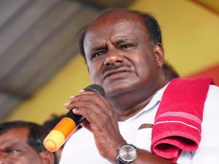 Kanataka Election 2023 JDS Leader HD Kumaraswamy Medically Stable Recuperating After Being Admitted Exhaustion Fever Manipal Hospital Bengaluru Karnataka: JD(S) Leader HD Kumaraswamy Hospitalised Due To Fever. 'Medically Stable,' Doctors Say