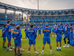 IPL 2023: मुंबई इंडियंस के लिए अब तक फेल रहा ये तुरुप का पत्ता, गेंदबाज़ ने जमकर लुटाएं हैं रन