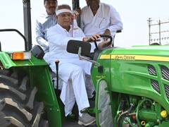 छत्तीसगढ़ में BJP के बुलडोजर पर भारी पड़ेगा CM बघेल का ट्रैक्टर? जानें सियासी मायने