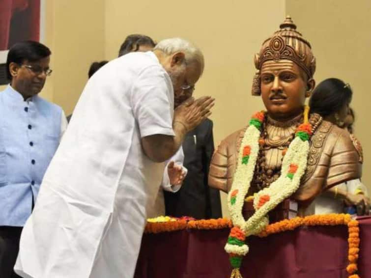 Prime Minister Narendra Modi Paid Tribute Social Reformer Jagadguru Basaveshwara Karnataka 'I Bow To Jagadguru Basaveshwara': PM Modi Pays Tribute To Social Reformer On Birth Anniversary