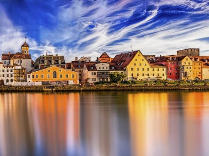 इसके बाद नंबर आता है किरिबाती देश का. किरिबाती की जनसंख्या 1 लाख 20 हजार है. आने वाले समय में यह देश अपना दो तिहाई हिस्सा गंवा देगा.(सांकेतिक तस्वीर)