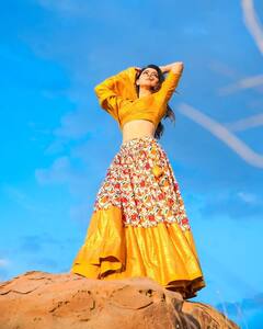 Sonali Kulkarni Photo: નવા ફોટોશૂટમાં અસ્પરા લાગી અભિનેત્રી સોનાલી કુલકર્ણી