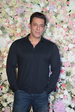 Arpita-Aayush Eid Bash: आमिर खान से कंगना रनौत तक, सलमान खान की बहन की पार्टी में इन सितारों ने जमाया रंग