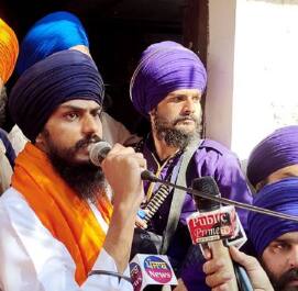 Amritpal Singh Arrested in Moga Punjab Waris Punjab De chief was on run since March 18 Amritpal Singh Arrested:মাসখানেকের টানটান উত্তেজনা, শেষমেশ ধৃত খালিস্তানপন্থী নেতা অমৃতপাল সিংহ