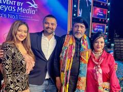 Madalsa Sharma Pics: ससुर मिथुन चक्रवर्ती संग नजर आईं मदालसा शर्मा,, फैमिली फोटो शेयर कर देवर की फिल्म को किया प्रमोट