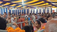 In Pics: సింహాచలం అప్పన్న కొండపై భక్తుల అష్ట కష్టాలు - ట్రాఫిక్ స్తంభించడంతో ఇబ్బందులు