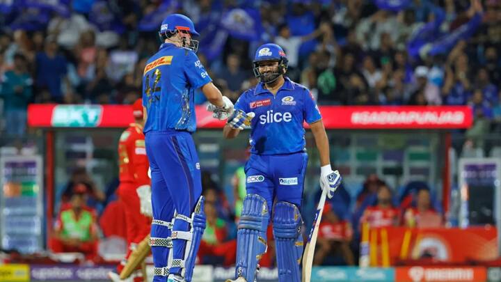 ইশান কিষাণ মাত্র এক রানে ফিরলেও, মুম্বই ইন্ডিয়ান্সের হয়ে গ্রিন ও রোহিত শর্মা ৭৬ রান যোগ করেন।