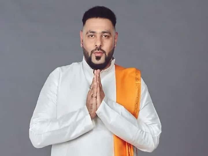 Sanak Song Controversy: 'सनक' गाने पर बढ़ा विवाद तो रैपर बादशाह ने मांगी माफी, लीरिक्स को लेकर उठाया बड़ा कदम Badshah apologizes after the controversy over the song Sanak will soon change the lyrics Sanak Song Controversy: 'सनक' गाने पर बढ़ा विवाद तो रैपर बादशाह ने मांगी माफी, लीरिक्स को लेकर उठाया बड़ा कदम