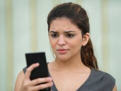 ਕੀ ਸਫਰ ਕਰਦੇ ਸਮੇਂ ਮੋਬਾਇਲ ਫੋਨ ਦੀ ਬੈਟਰੀ ਜਲਦੀ ਖਤਮ ਹੋ ਜਾਂਦੀ ਹੈ? ਜੇ ਹਾਂ, ਤਾਂ ਕਿਉਂ?