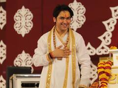 कर्मचारियों को सरकार पर नहीं, धीरेंद्र शास्त्री पर भरोसा? संविदाकर्मियों ने बागेश्वर धाम में लगाई अर्जी