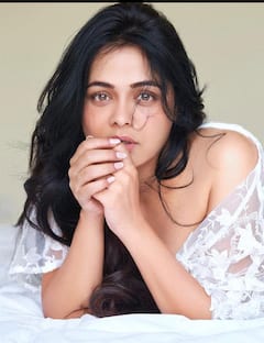 Prarthana Behere : प्रार्थना बेहरें शेअर केले स्विमसूटमधील फोटो; नेटकऱ्यांनी केलं ट्रोल