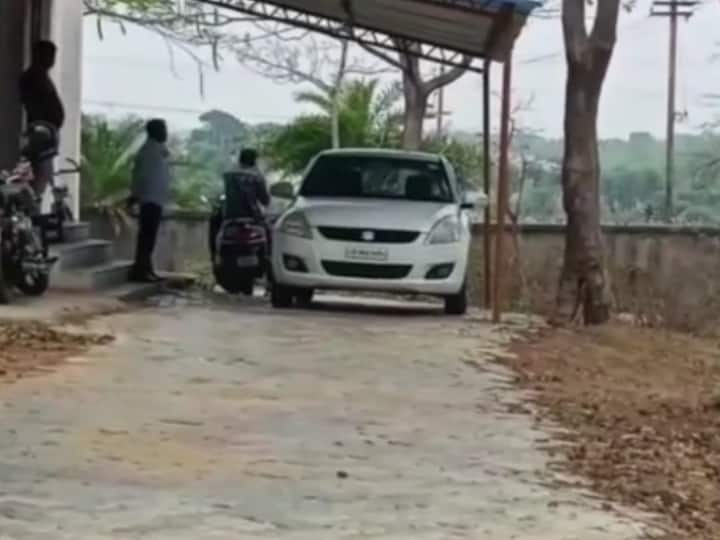 Jharkhand: झारखंड के बोकारो पहुंची यूपी ATS की टीम, CM योगी पर अभद्र टिप्पणी का मामला, पढ़ें डिटेल