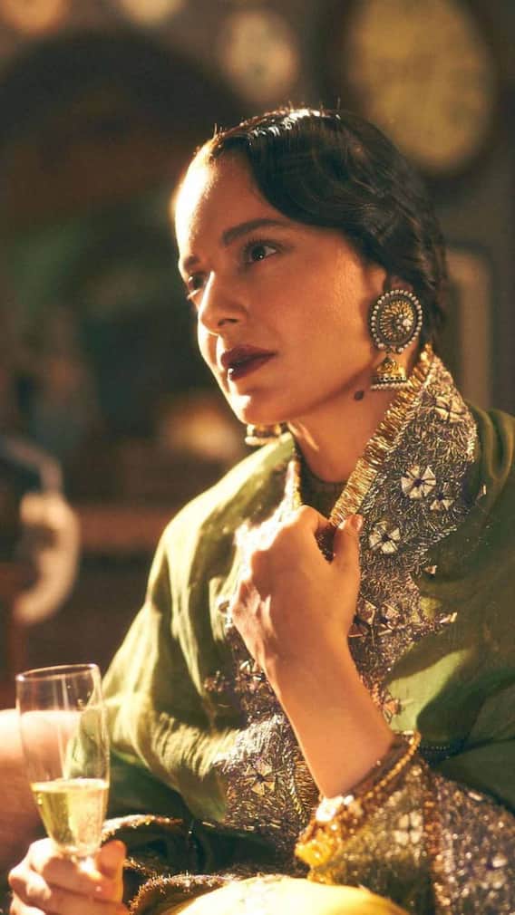 कंगनाच्या ट्वीटनं वेधलं लक्ष