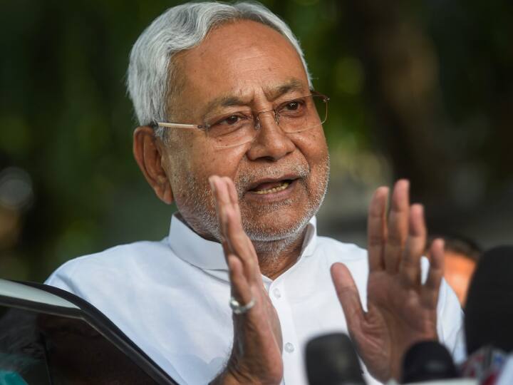 Nitish Kumar Government Order to Take Action on Opposing The New Teacher Manual Sikshak Bahali Niyamawali Bihar News: नई शिक्षक नियमावली का विरोध करना पड़ेगा महंगा, आंदोलन से पहले जान लें नीतीश सरकार का फरमान