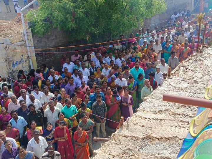 Karur Vadivel Nagar Kumbabhishek ceremony for Anna Kamatshi Amman TNN கரூரில்  அன்ன காமாட்சி அம்மன் கோயில் கும்பாபிஷேக விழா - திரளான பக்தர்கள் பங்கேற்பு