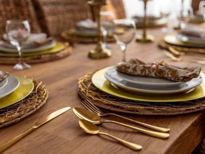 What to eat in which utensil so that the food works like amrit here is the answer सोना,चांदी, तांबा, कांसा... किस बर्तन में क्या खाएं कि शरीर में अमृत जैसा करेगा काम, यह रहा इसका जवाब