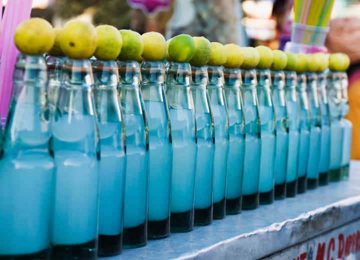 Delhi High Court to stop street vendors from selling contaminated water, beverages with artificial colors दिल्ली HC ने MCD से कहा- रेहड़ी वालों को शिकंजी, लस्सी, रंगीन पेय पदार्थ बेचने से रोका जाए