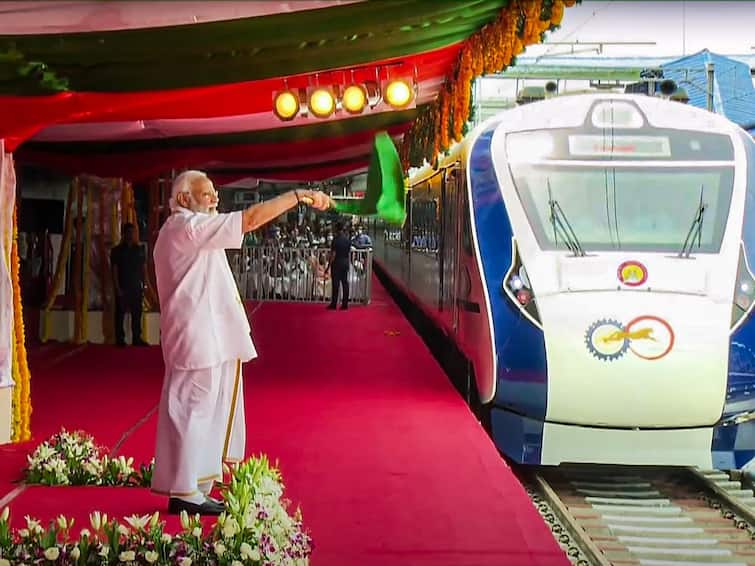 PM Modi flags off Kerala first Vande Bharat train April 25 Thiruvananthapuram Kochi Water Metro Digital Science Park PM Modi Flags Off Kerala's First Vande Bharat Train From Thiruvananthapuram Central Station