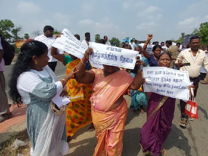 ஸ்டெர்லைட் ஆலையை மீண்டும் திறக்கக்கோரி 21 கிராம மக்கள் ஊர்வலமாக வந்து ஆட்சியர் அலுவலகத்தில் மனு