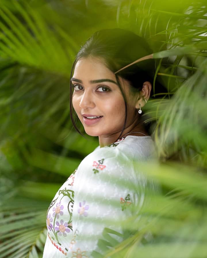 'కర్ణన్' సినిమాకి ‘ఉత్తమ ఫిమేల్ క్యారెక్టర్ రోల్’ విభాగంలో 'ఎడిసన్ అవార్డును' అందుకుంది గౌరీ.