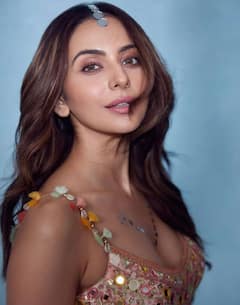 Rakul preet Singh: એક્ટ્રેસ  રકુલ પ્રીત સિંહે ઈન્સ્ટાગ્રામ પર શેર કરી શાનદાર તસવીરો