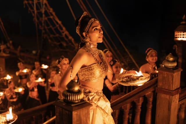 இக பர சுகம் எல்லாமிதா இன்னாமித ஆசை தீதா..