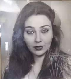 चार महीने में टूट गई थी Mithun Chakraborty की पहली शादी, अब एयरलाइंस में काम करती हैं एक्स-वाइफ, देखें रेयर तस्वीरें