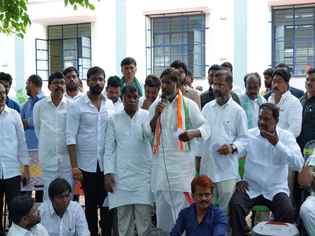 Warangal Congress leader Bhatti Vikramarka alleged BRS party sales jobs using paper leaks Bhatti Vikramarka : బీఆర్ఎస్ ఉద్యోగాలు అమ్ముకుంటుంది, టీఎస్పీఎస్సీ ర‌ద్దుపై రాష్ట్రప‌తికి లేఖ రాస్తా- భట్టి విక్రమార్క