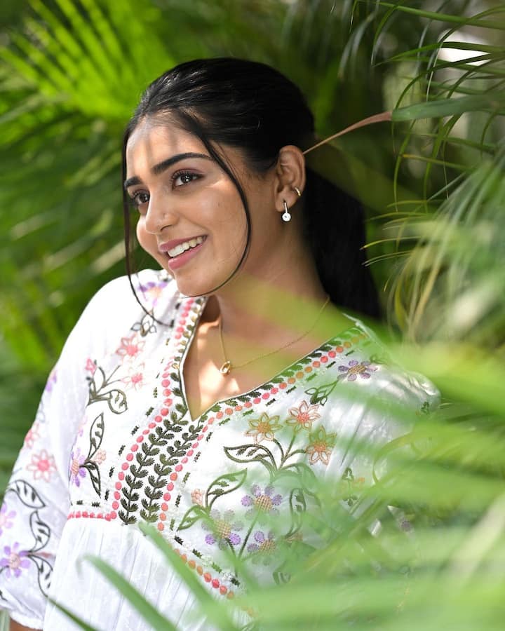 '96' సినిమాలో బాలనటిగా తొలి సినిమా చేసింది గౌరీ కిషన్.
